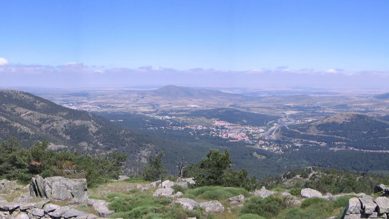 El Espinar desde Cabeza Lijar.jpg