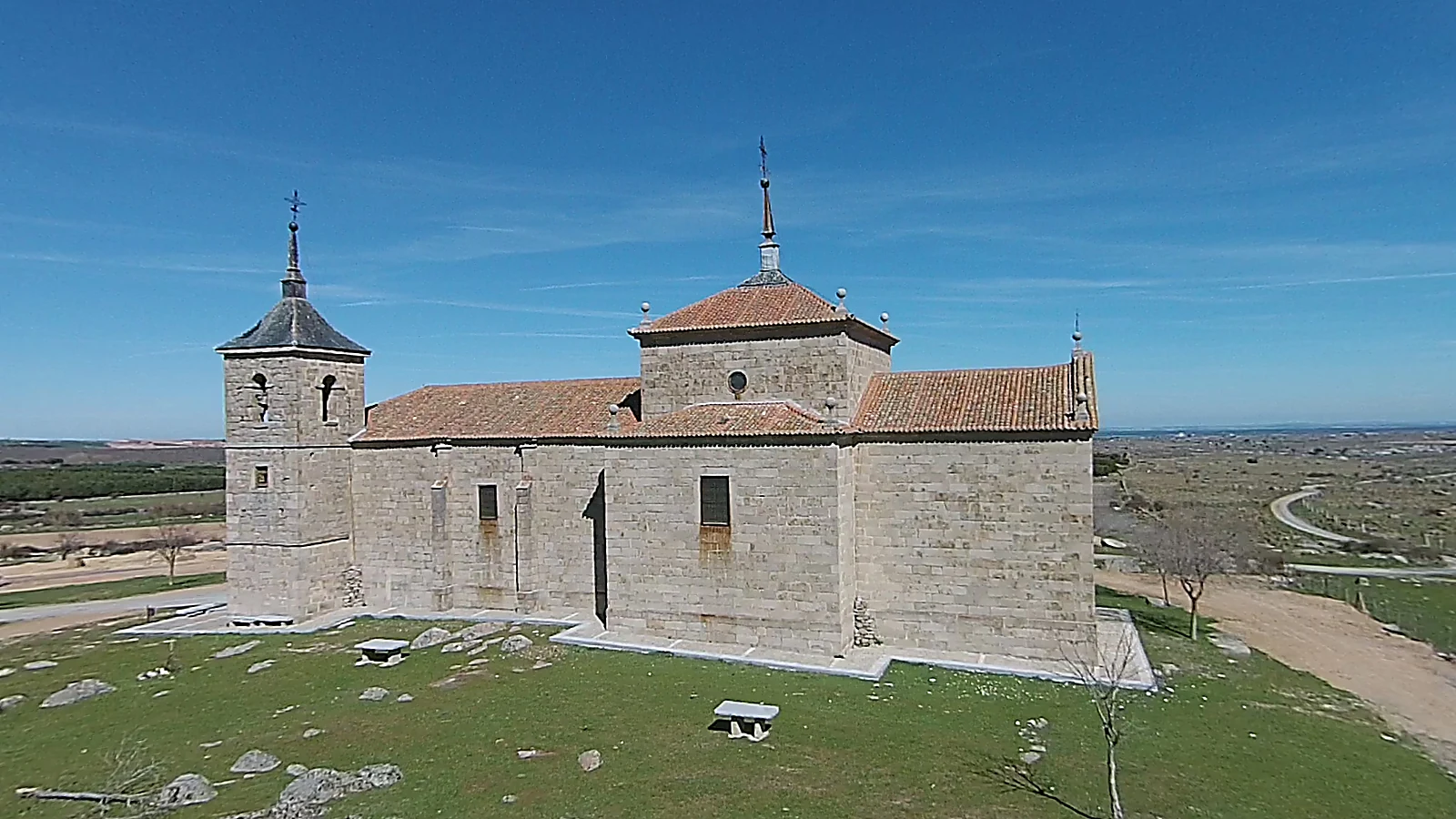 Ermita Virgen Cubillo 03 - by smart-drone.es.jpg